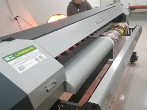 淮南鳳臺1800五代頭戶外寫真機安裝成功